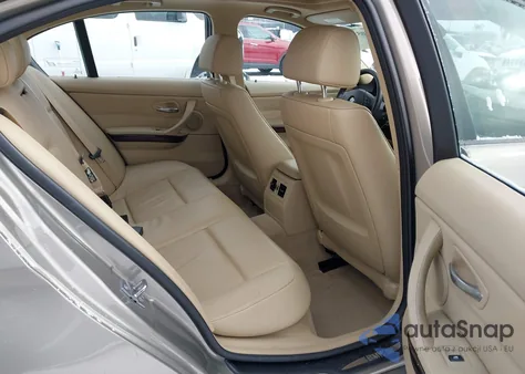 2011 BMW 328I xDrive z USA, uszkodzony, nr VIN WBAPK5C59BA659704